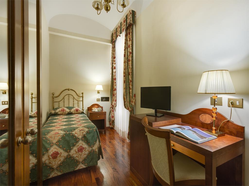 Hotel Aberdeen 3*